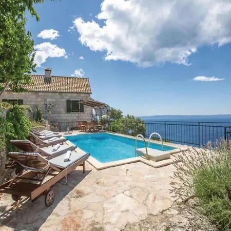 House Holiday home Brela