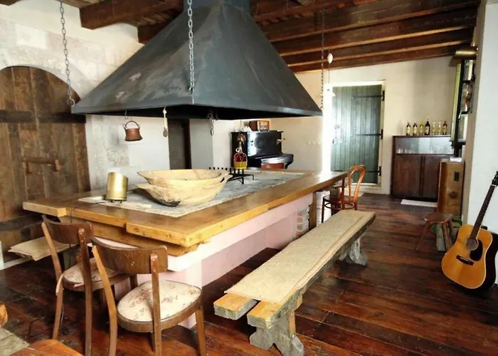 Сasa de vacaciones House Brela